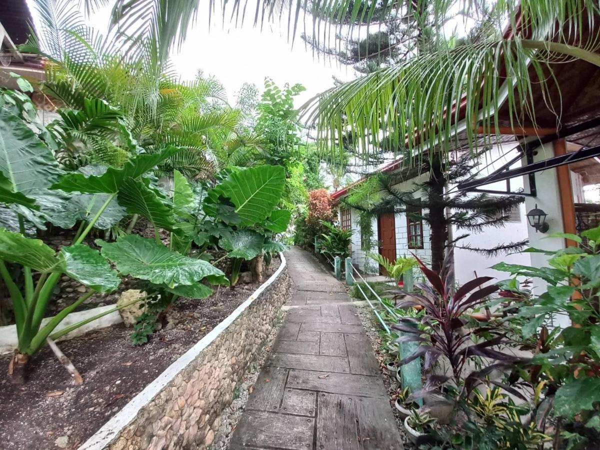 Sambag Hideaway Bungalows モアルボアル エクステリア 写真
