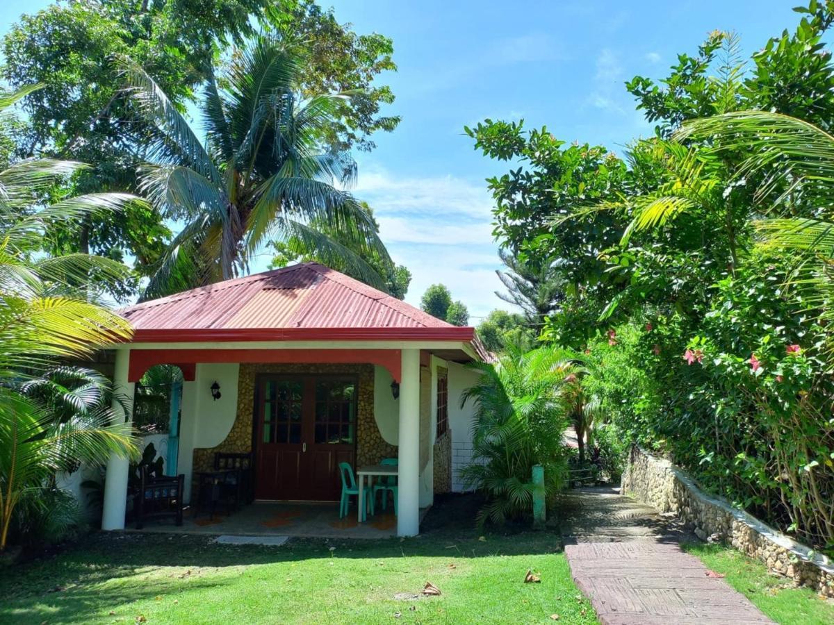 Sambag Hideaway Bungalows モアルボアル エクステリア 写真